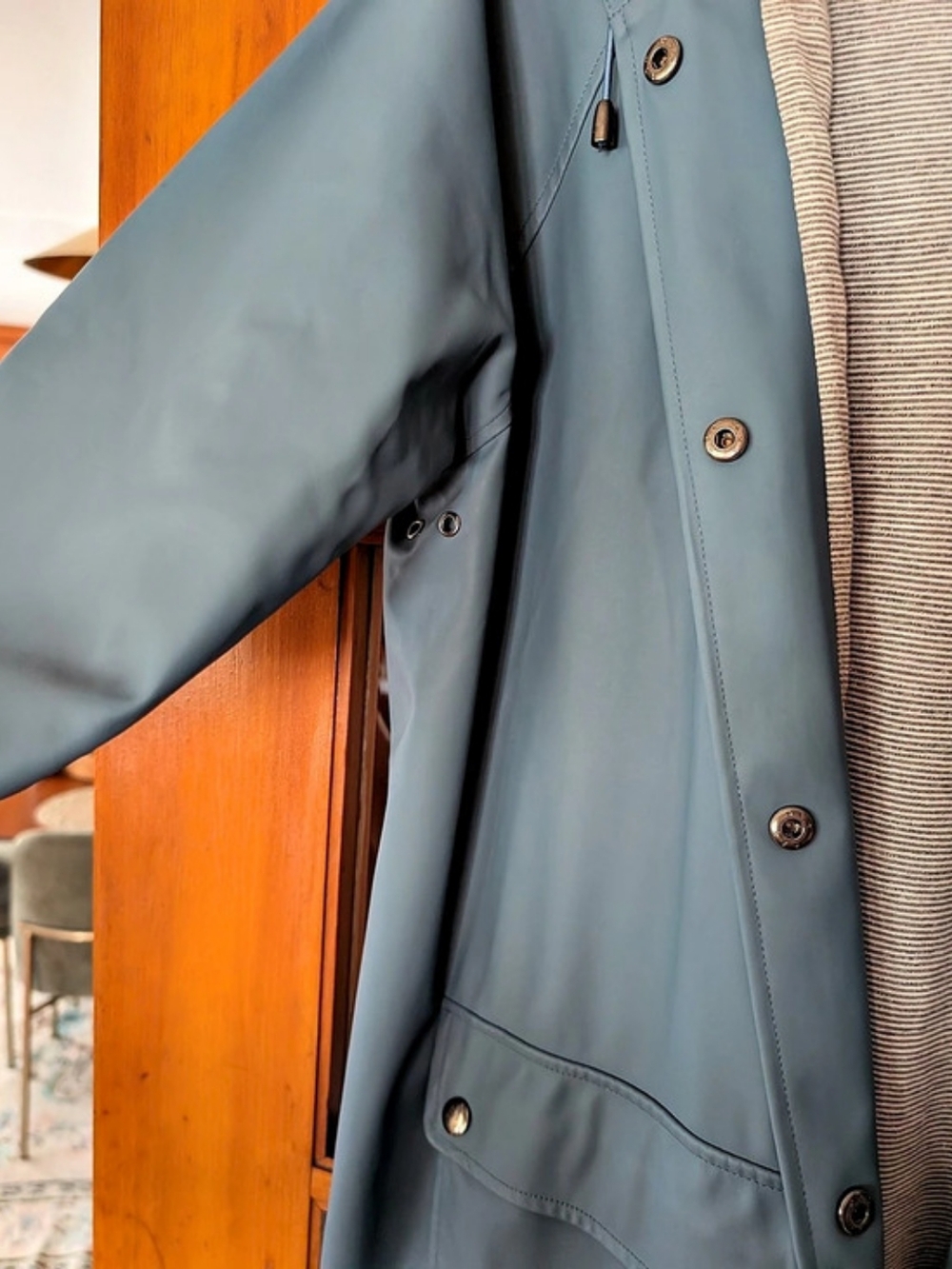 Marine Layer Womens Small Rain Jacket - Picture 3 of 5